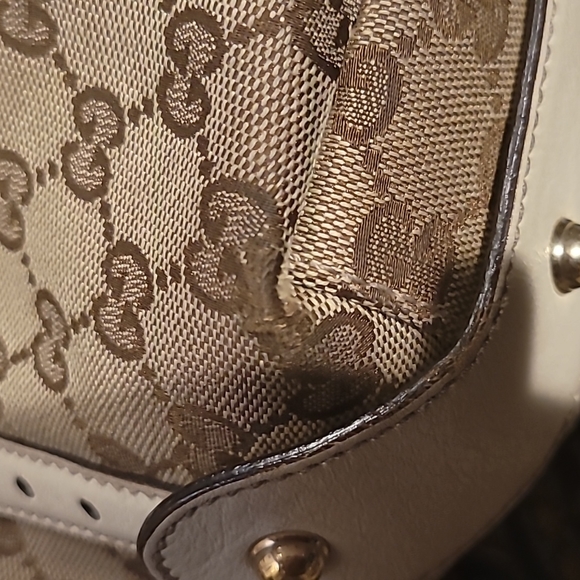 Authenic Gucci Handbag - Picture 7 of 8
